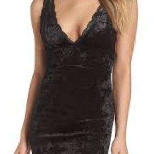 New Free People – Intimately FP Viper Velvet Bodycon DRESS MED BLACK